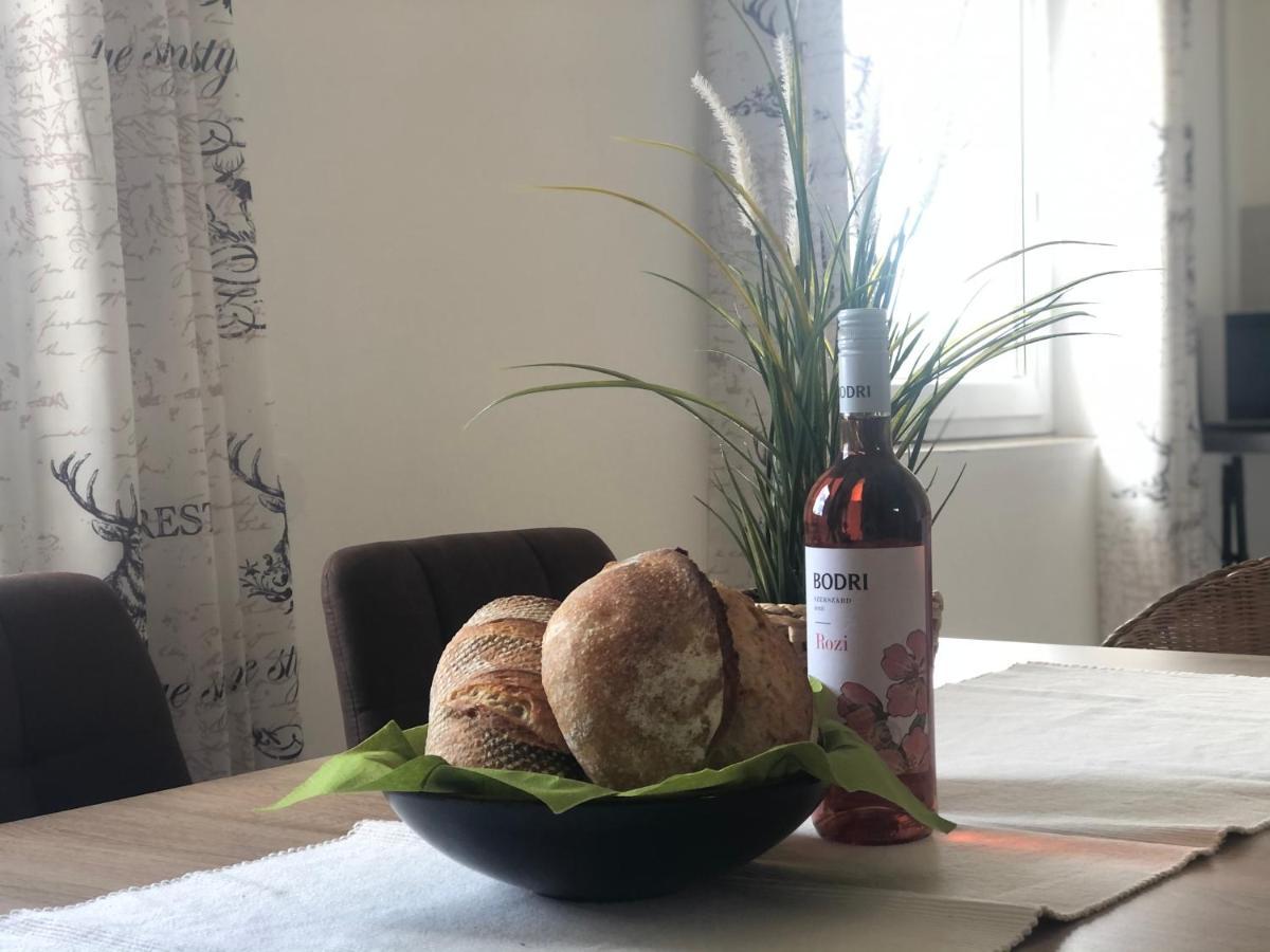 Nyulas Apartman Тисафюред Экстерьер фото